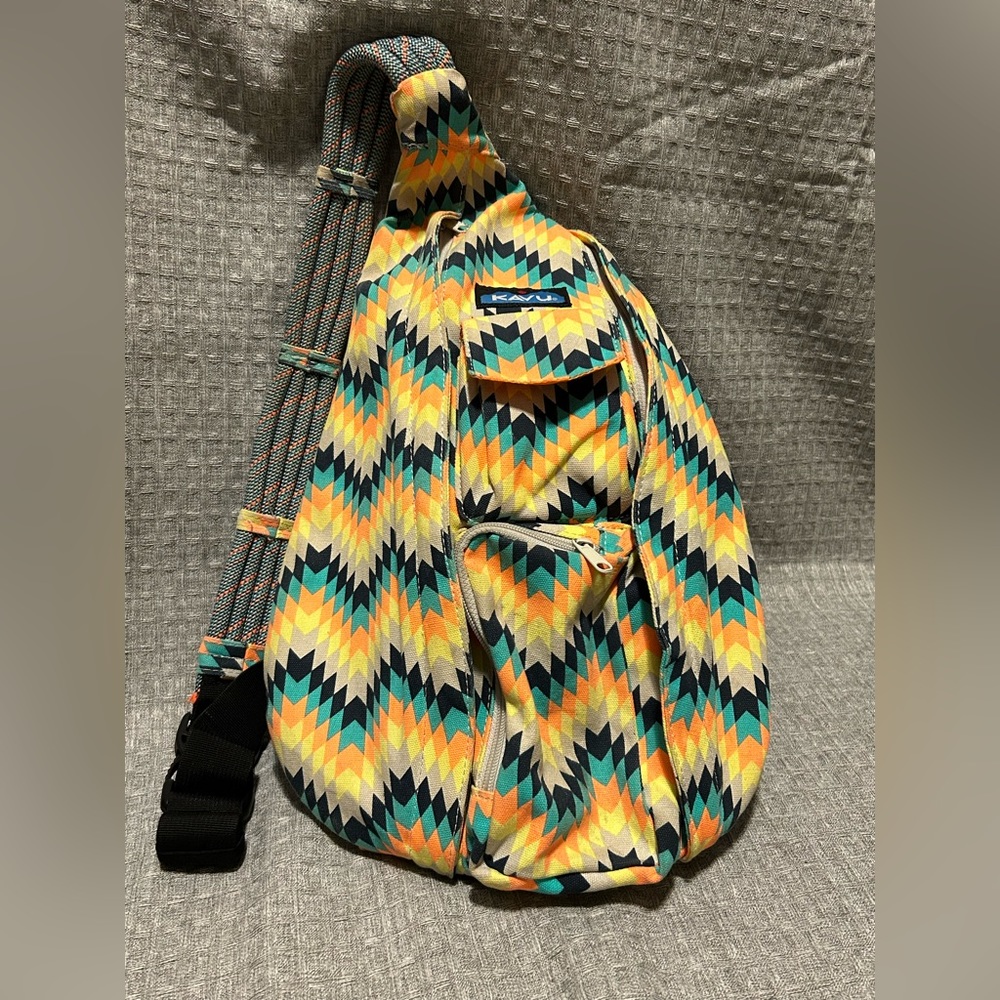 Kavu sling bag!